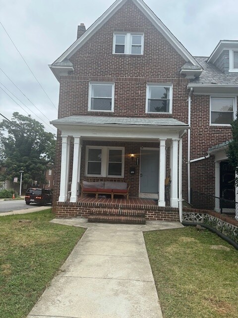 721 N Woodington Rd, Baltimore, MD 21229