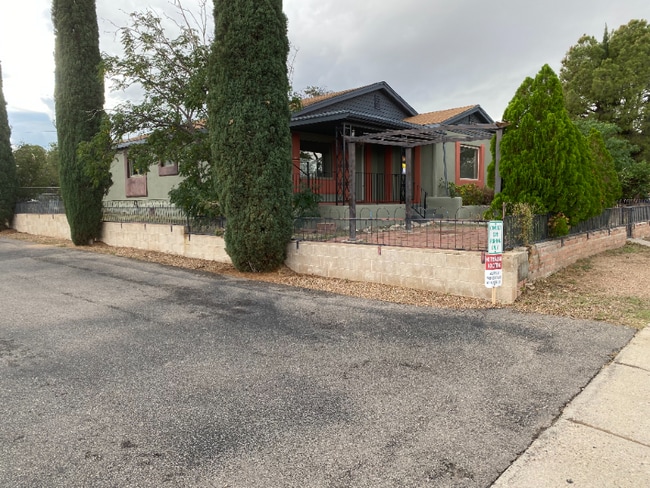 374 E 5th St, Benson, AZ 85602 - photo 2