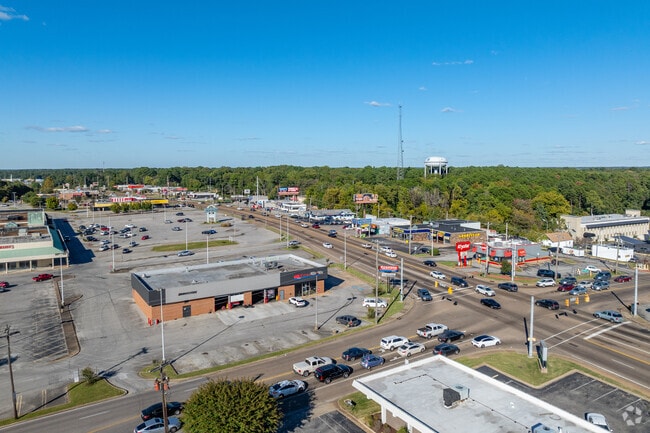 North Highland is a major thoroughfare in Lawrence.