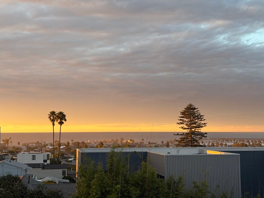 4619 Del Monte Ave unit 4619 Del Monte Ave, San Diego, CA 92107 - photo 1