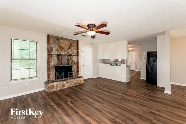 3345 Newcastle Way, Snellville, GA 30039 - photo 4