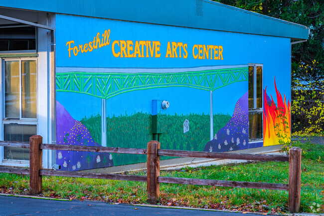 Beautiful mural of Foresthill bridge pops off wall of Foresthill Elementary School.