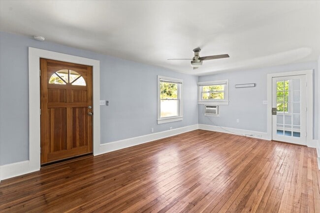 10060 Central Dr unit B, Ooltewah, TN 37363 - photo 5