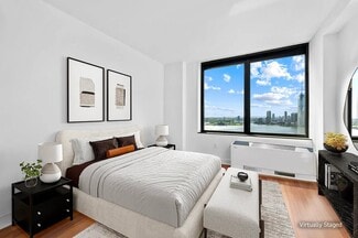 2 S End Ave Unit 17L, New York, NY 10280