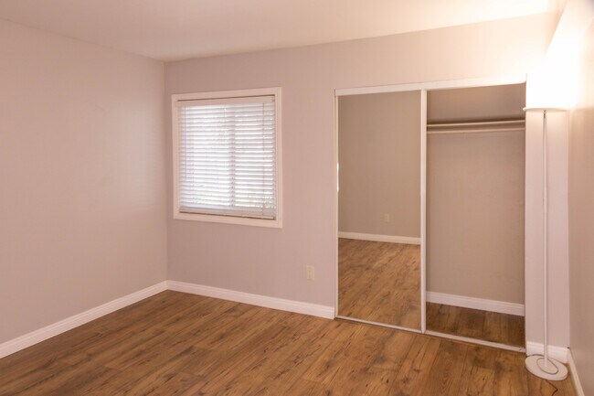 8749 Lake Murray Blvd unit Lake Murray Condomin, San Diego, CA 92119 - photo 3