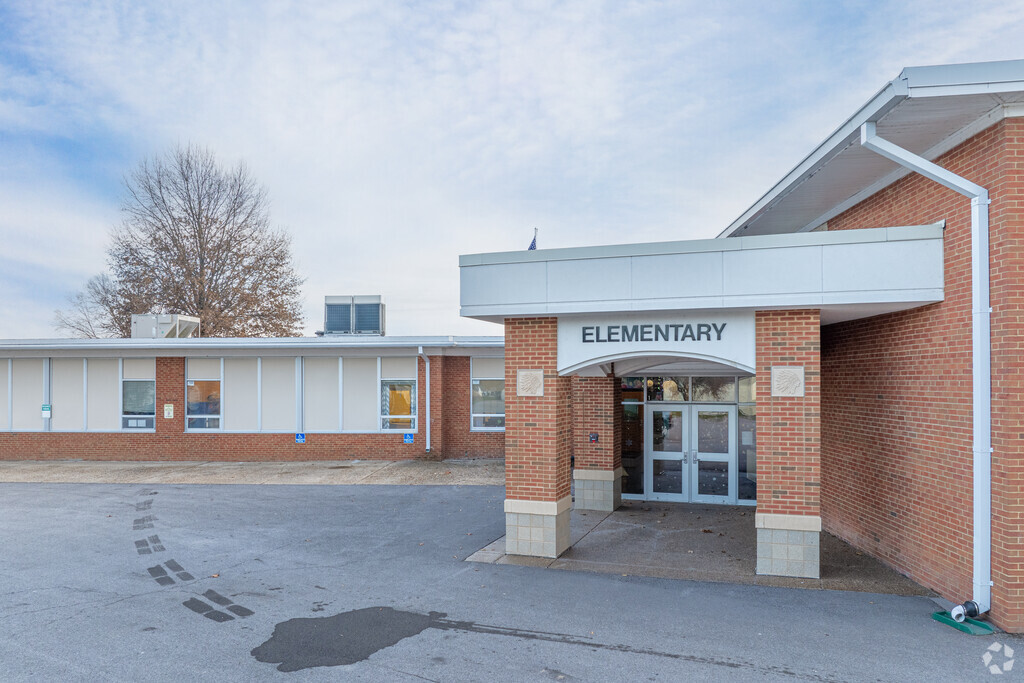 Clarence Cannon Elementary School is part of the Elsberry school district.