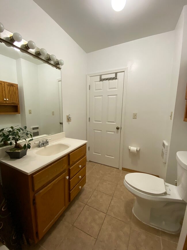 171 W End Ave unit 1/2, Binghamton, NY 13905 - photo 6