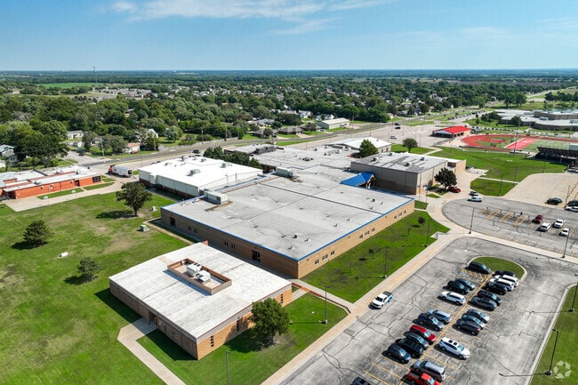 Rose Hill Middle School offers a wide variety of student activities.