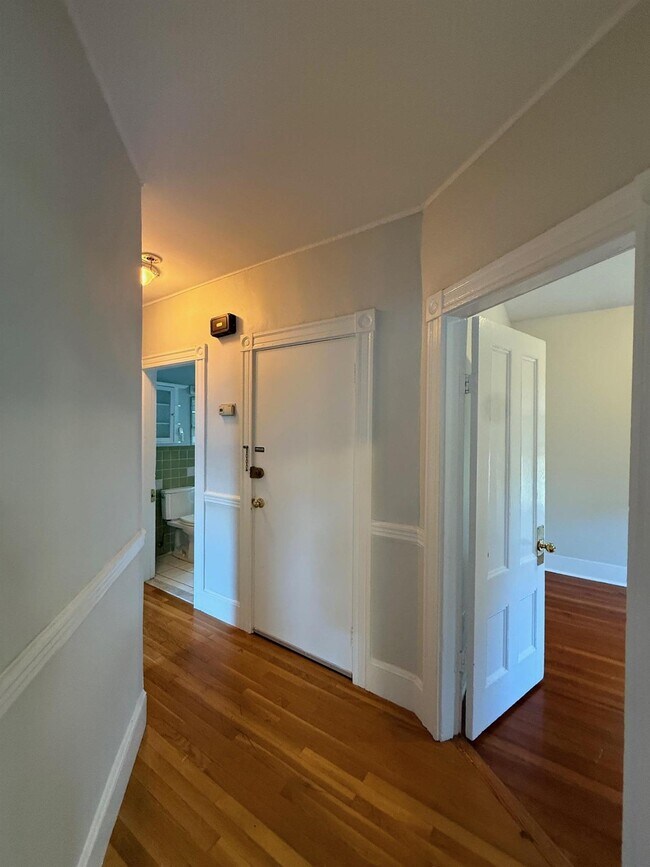 69 Raymond Ave unit 69, Somerville, MA 02144 - photo 5