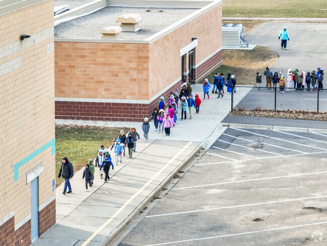 Edgerton Elementary School has a minority enrollment rate of 82%.