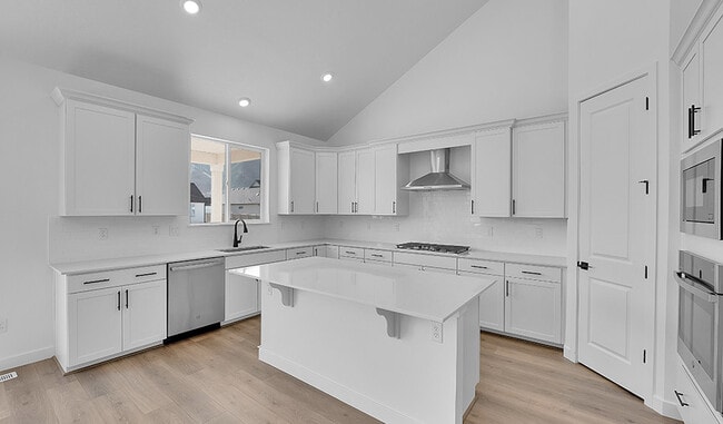 3170 E 1089 S, Spanish Fork, UT 84660 - photo 2