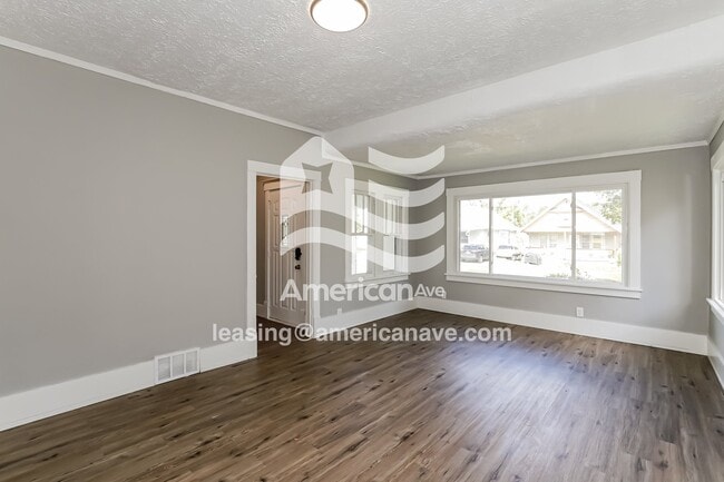 2859 Corby St, Omaha, NE 68111 - photo 4