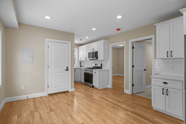 1st Floor living area