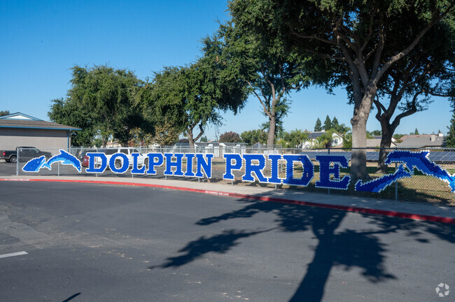 Stella Brockman Elementary School
Stella Brockman Elementary School
Public Elementary & Middle S