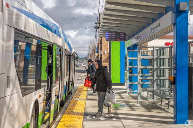 Catch the super frequent Swift Blue Line in Maple Leaf to get around town by bus.