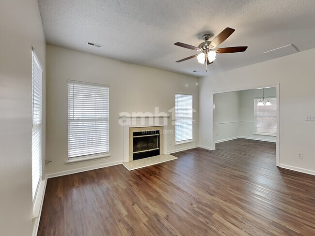 12016 Alabaster Ct, Charlotte, NC 28269 - photo 6