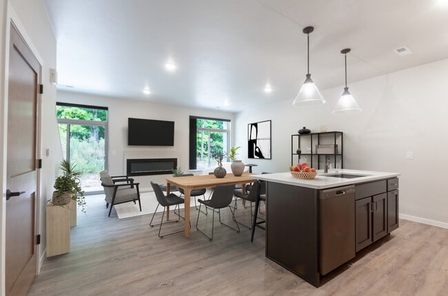 2 Bedroom Townhouse living area
