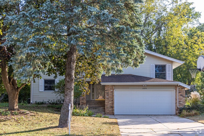Homes in Valhalla include single family homes with double garage space.