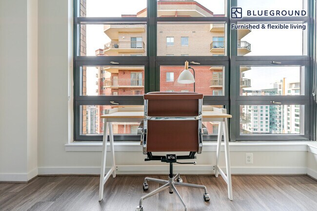 3444 Fairfax Dr unit FL12-ID1227, Arlington, VA 22201 - photo 5