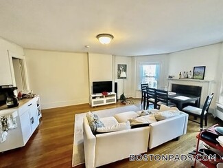 912 Beacon St Unit 3, Boston, MA 02215