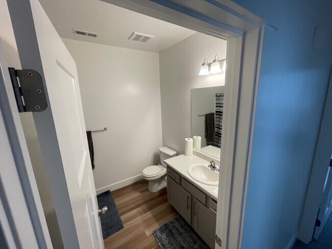 347 W 785 N unit PrivateRoom1, Vineyard, UT 84059 - photo 7