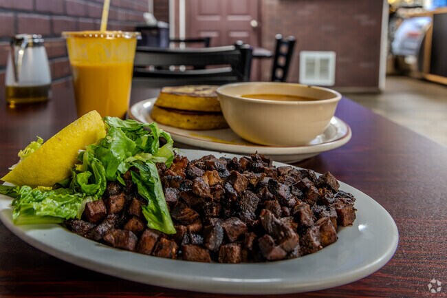 Calanley Somali Restaurant offers delicious Somalian cuisine and is highly rated for the area.