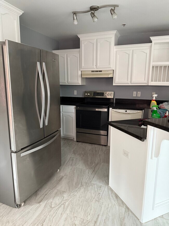 106 S 48th Ln unit 2, McAllen, TX 78501 - photo 5