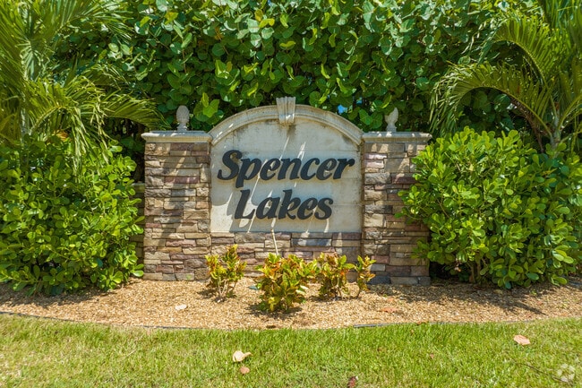 Spencer Lakes combines residential comfort with urban proximity.