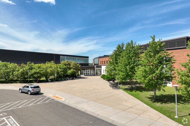 Northfield Middle School serves kids in grades 6 though 8.