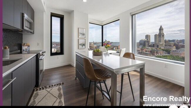 100 Sudbury St unit 1705, Boston, MA 02114 - photo 3