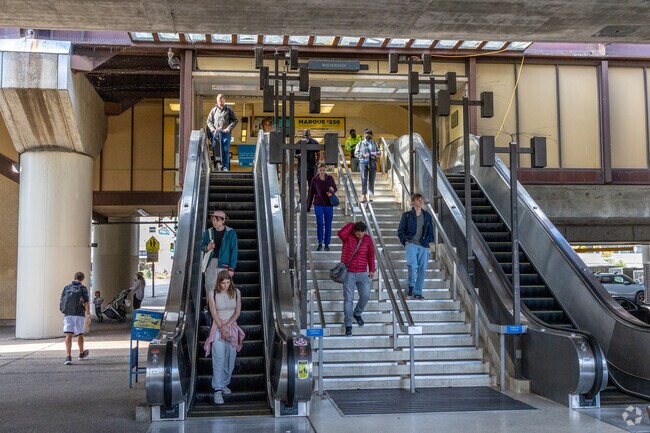 Hiller Highlands neighborhood is located 12 minutes from the Rock ridge Bart.