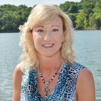 Julie Manar