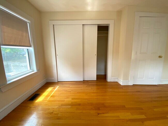 5 Rifle Ct unit 1, Watertown, MA 02472 - photo 6