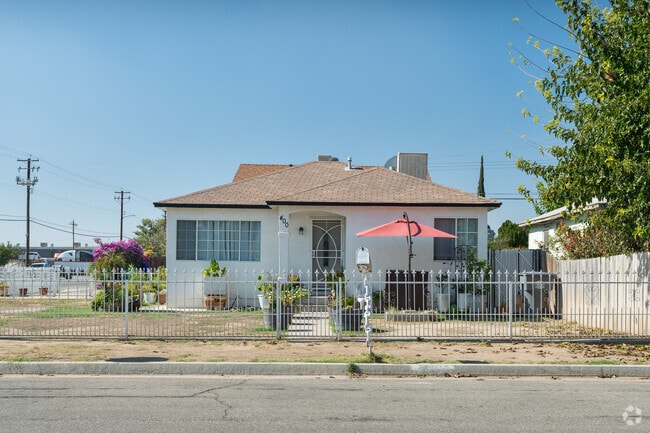 The housing charm in this neighborhood is something that can only be appreciated in person.