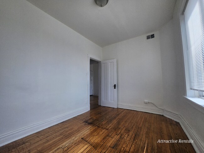 1158 S Mason Ave unit F2, Chicago, IL 60644 - photo 5