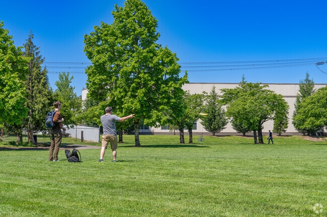 Orchard Park features a large frisbee golf course in the Amberglen neighborhood.