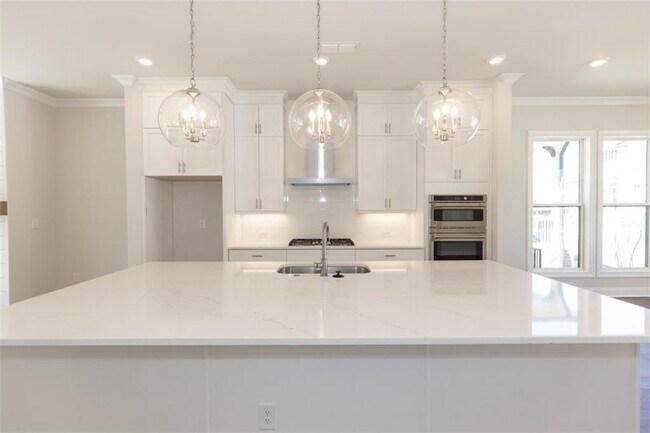 161 Basil St, Cumming, GA 30040 - photo 3