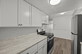 1500 N Coalter St, Staunton, VA 24401