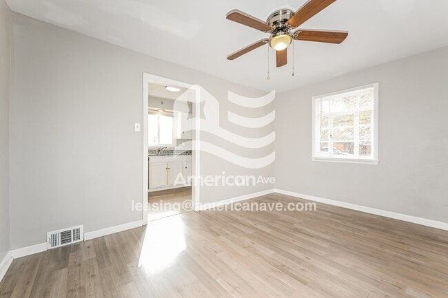 2941 Stafford St, Pittsburgh, PA 15204 - photo 4