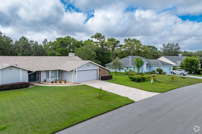 Cypress Village at Sugarmill Woods homes boast large size lots.