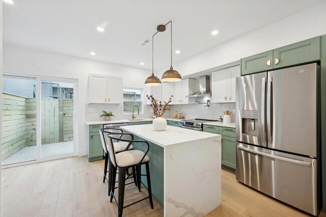 2600 Webster St, Philadelphia, PA 19146 - photo 3