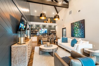 723 W 19th St, Panama City, FL 32405