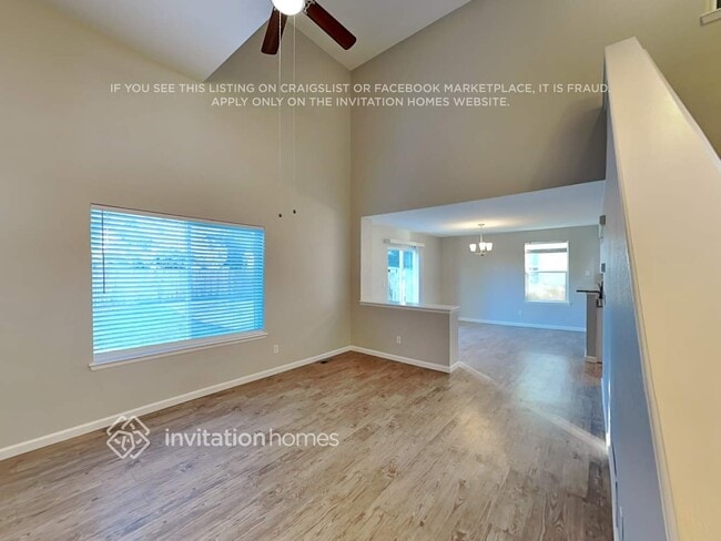 22039 E Princeton Cir, Aurora, CO 80018 - photo 6