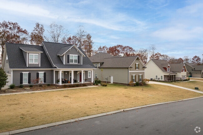 You can find new construction homes in Mowbray.