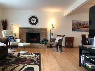 2915 W 71st St, Minneapolis, MN 55423