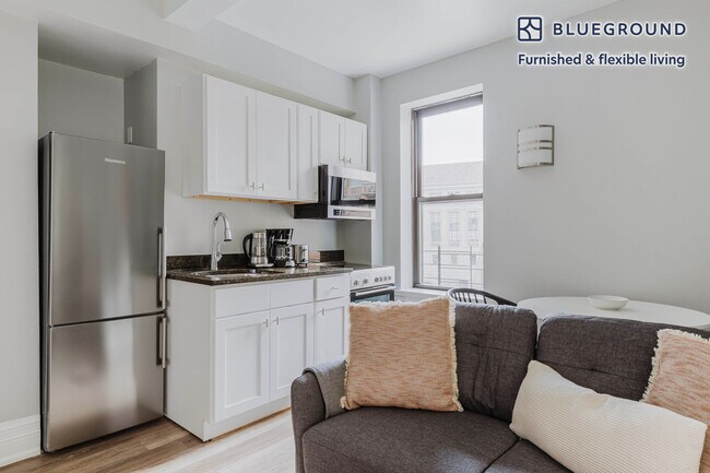 240 W 73rd St unit FL9-ID1546, New York, NY 10023 - photo 3