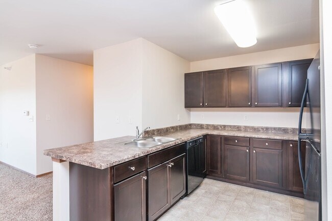 Dakota Pointe, Sioux Falls, SD 57105 - photo 7