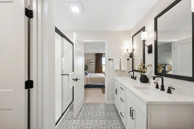 114 Thornton Ave, Ranson, WV 25438 - photo 7