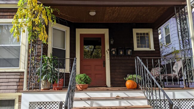 48 Banks St unit 2, Somerville, MA 02144 - photo 3