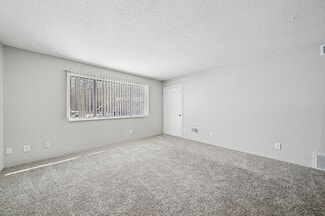 45 Stringham Rd, Battle Creek, MI 49037